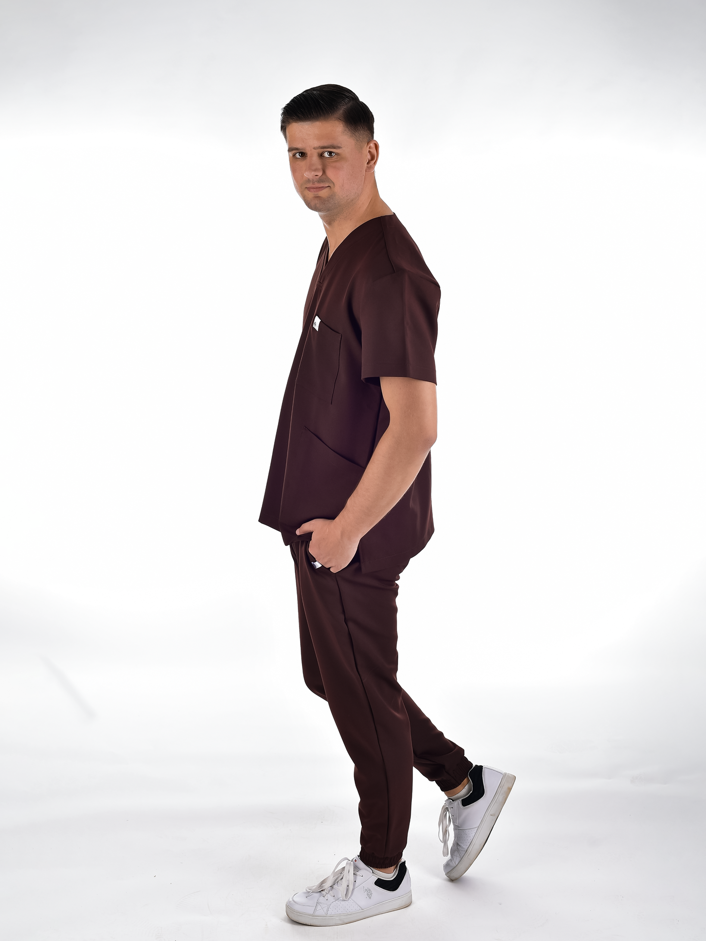 OSLO Men's scrubs set Brown